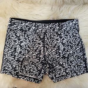 Nike Running Dri-Fit Fitted Boyshort